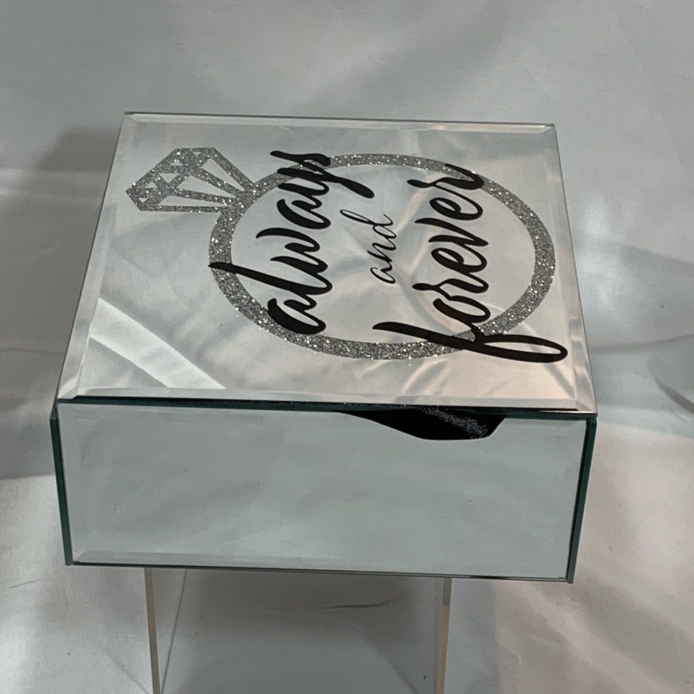NWOT “Always and Forever” Mirrored Jewelry/Trinket Box - Picture 3 of 7